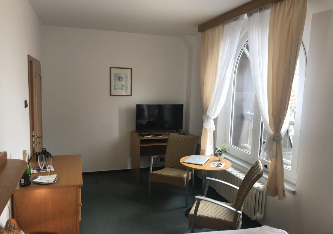Hotel Otar Πράγα Εξωτερικό φωτογραφία