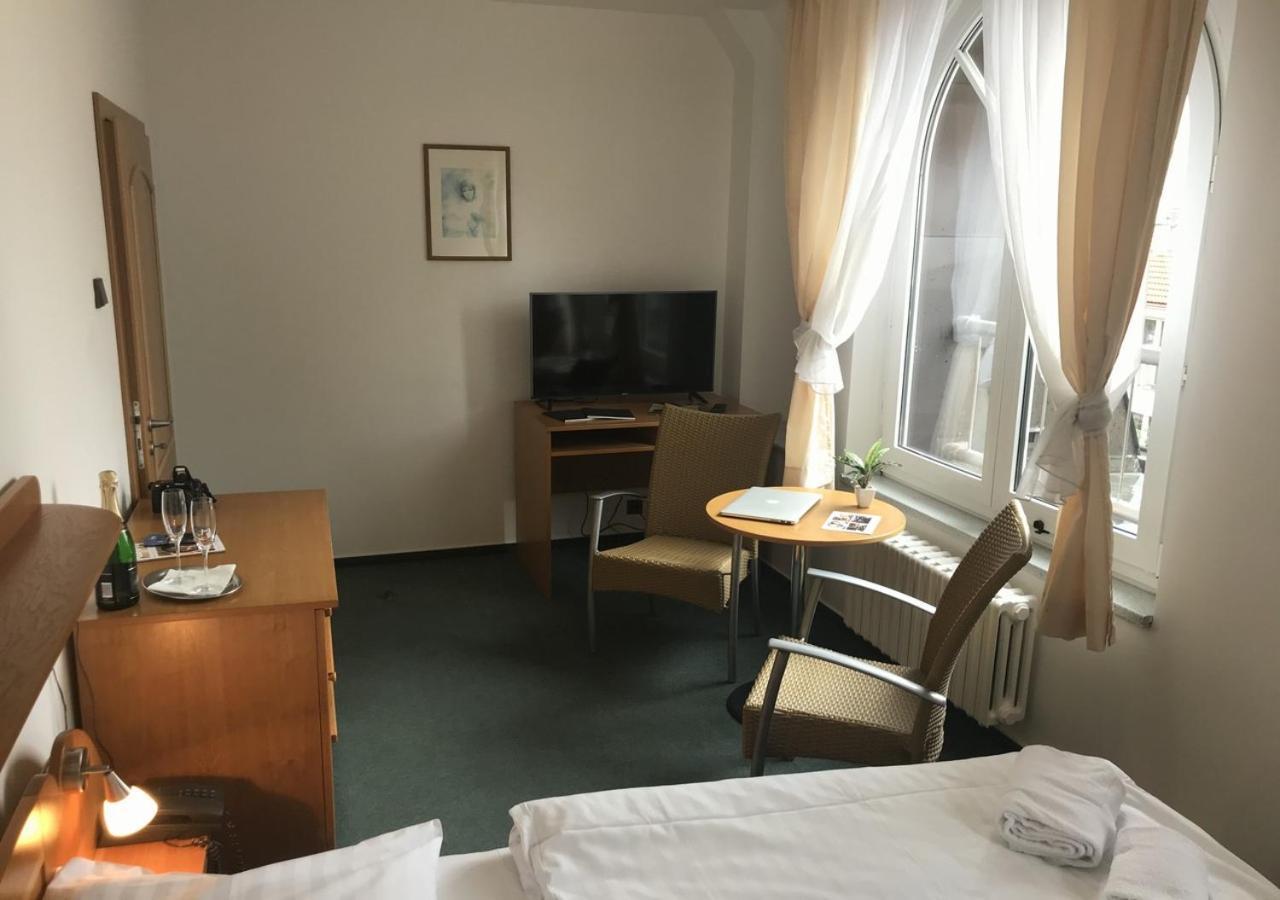 Hotel Otar Πράγα Εξωτερικό φωτογραφία