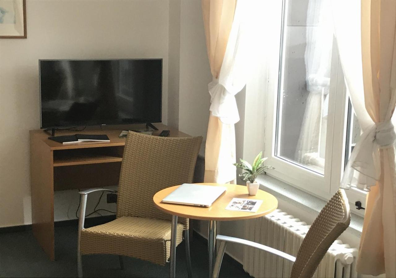 Hotel Otar Πράγα Εξωτερικό φωτογραφία